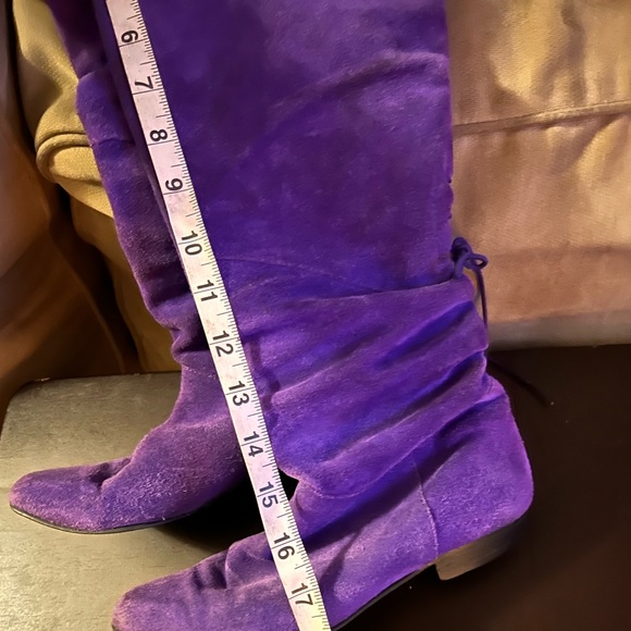 Beautiful Vintage Purple Suede Boots - Picture 2 of 6